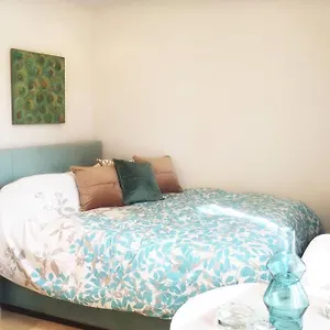emerald-mini-suiteyour-deluxe-studio-in-kalamaria.hotels-of-thessaloniki.com/